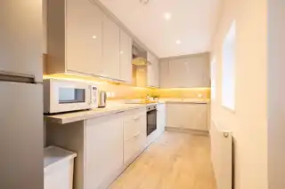 Woodcot AvenueImage 5