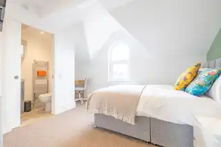 Woodcot AvenueImage 11