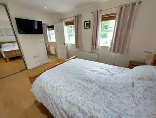 3 Roundhill MewsImage 11