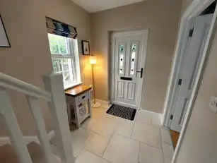 3 Roundhill MewsImage 2