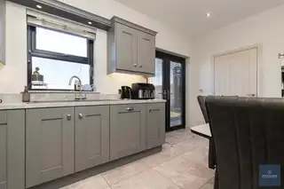 4 Broomhill ManorImage 19