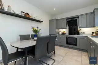 4 Broomhill ManorImage 14