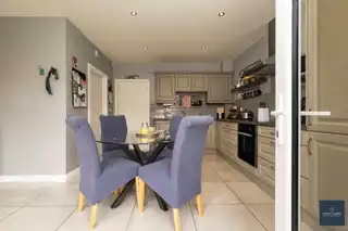 16 Moyraverty CloseImage 18