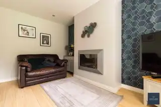 9 Annesborough MewsImage 8