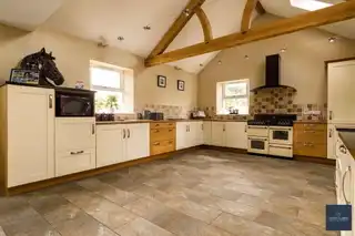25B Magheralone RoadImage 9