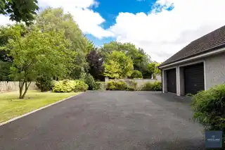 1 The AppleyardImage 40