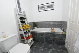 28 Killeaton PlaceImage 14