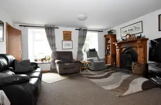 8 Station RoadImage 7