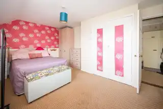 35 Downhill AvenueImage 17