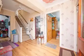 35 Downhill AvenueImage 4