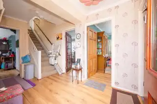 35 Downhill AvenueImage 4
