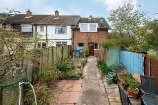 35 Downhill AvenueImage 22