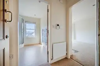 Apartment 39 Sandown Manor 84A Sandown RoadImage 9