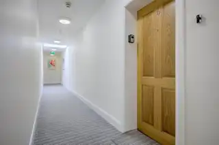 Apartment 39 Sandown Manor 84A Sandown RoadImage 8
