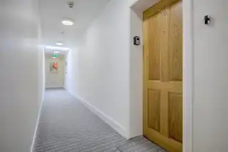 Apartment 39 Sandown Manor 84A Sandown RoadImage 8