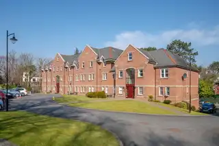 Apartment 39 Sandown Manor 84A Sandown RoadImage 2