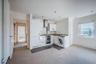 Apartment 39 Sandown Manor 84A Sandown RoadImage 11