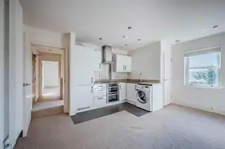 Apartment 39 Sandown Manor 84A Sandown RoadImage 11
