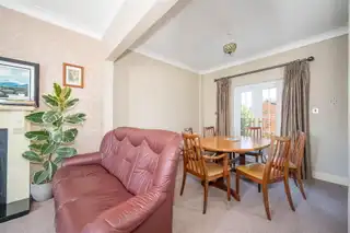 22 Irwin CrescentImage 7