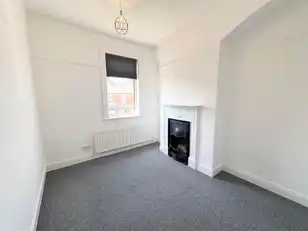 24 Eastleigh CrescentImage 9