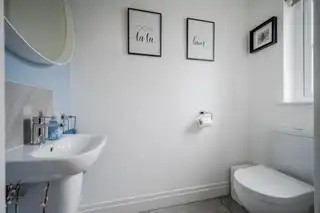 13 Castlegowan CrescentImage 6
