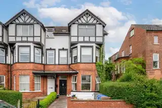 Image 1 for Apartment 2 27 Wandsworth Road