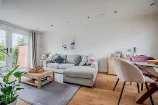 14 Carolhill ParkImage 4