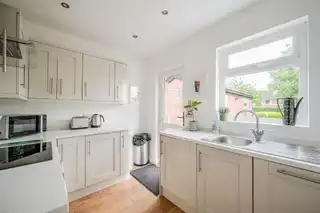 14 Carolhill ParkImage 9