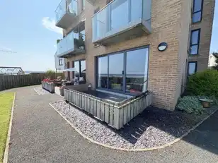 Apartment 1 5 Island ParkImage 15