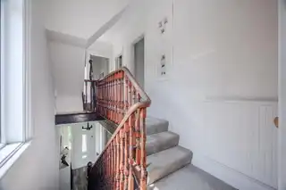 8 Belmont ParkImage 20