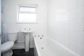 14 Lisavon DriveImage 15