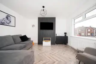 1A Ashmount ParkImage 5