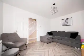 1A Ashmount ParkImage 6