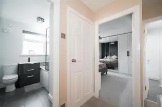 1A Ashmount ParkImage 12