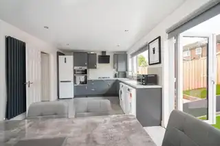 1A Ashmount ParkImage 10