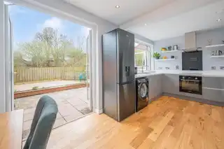 2 Abbey ParkImage 11