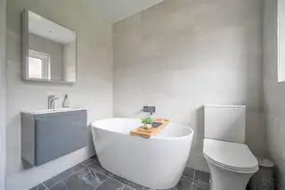15 Glenview GardensImage 16