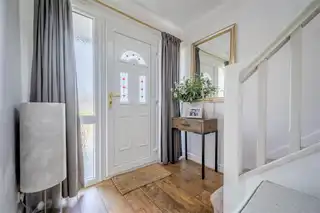 15 Glenview GardensImage 4