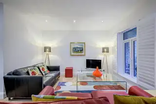 Flat 2 5 HolyroodImage 8