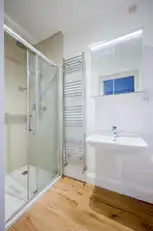 Flat 2 5 HolyroodImage 15