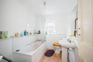 11 Pomona AvenueImage 8