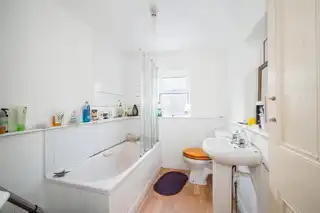 11 Pomona AvenueImage 8