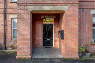 Apt 14 16 Annadale AvenueImage 3