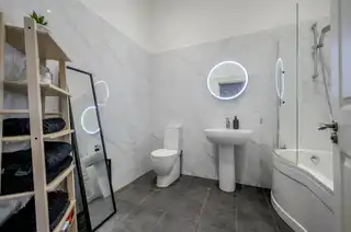 Apt 14 16 Annadale AvenueImage 16