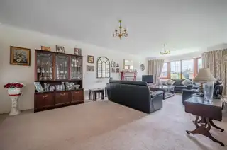 1 Knightsbridge ManorImage 6