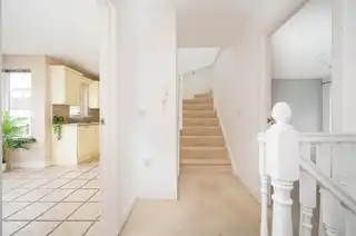 31 Leathem SquareImage 9