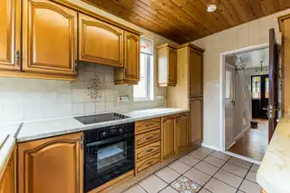 144 Belmont RoadImage 8