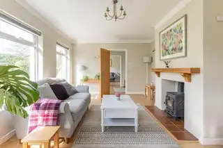 8 Orchard DriveImage 9