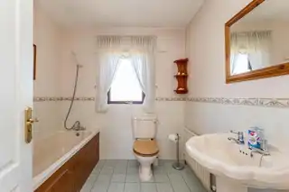 54 Cambourne ParkImage 9