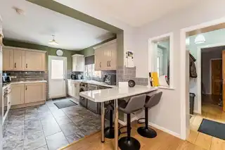 11 Dermott GreenImage 11